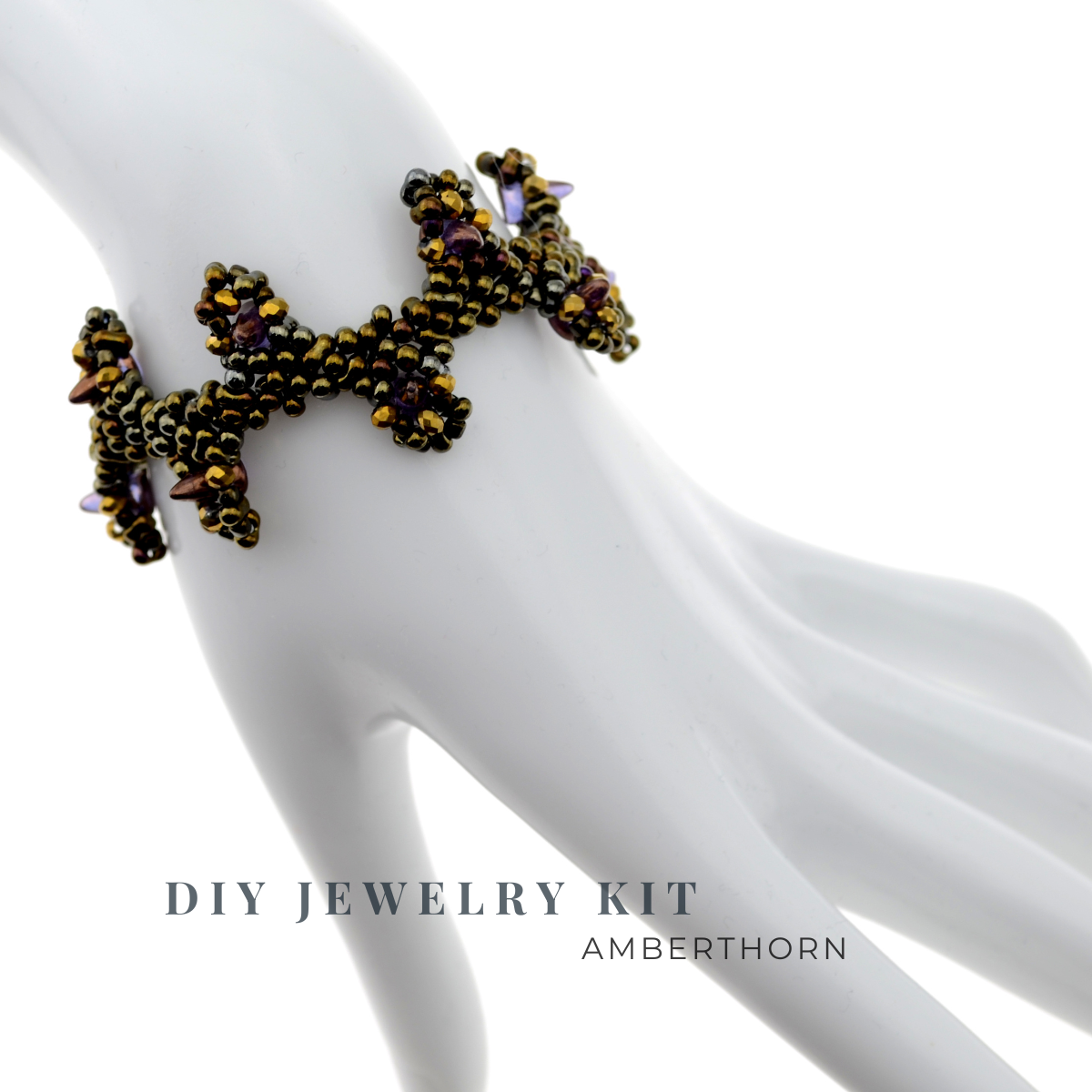 DIY-006. „Amberthorn“ – Armband mit goldenen Perlen & violetten Dornen basteln